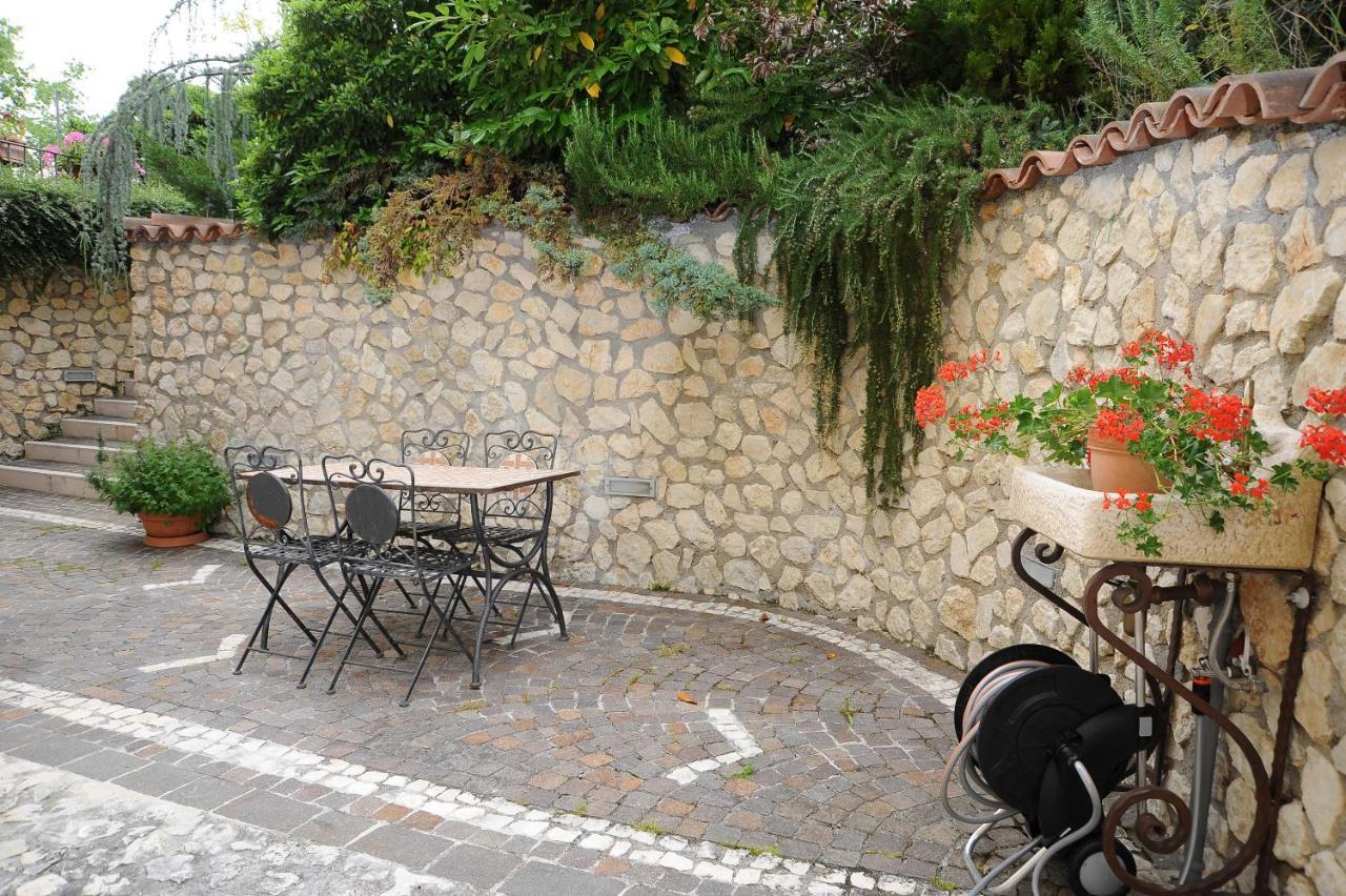 Affittacamere Fule Fontecchio Dış mekan fotoğraf